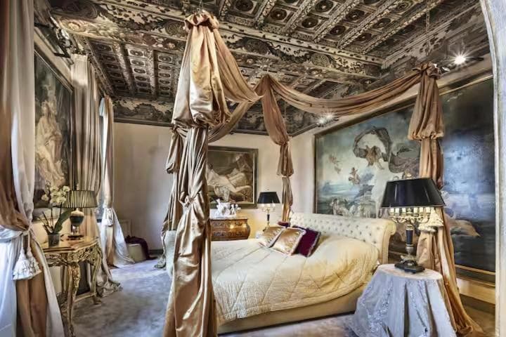 2 Bedroom Luxury Apartment Piazza Venezia Rome